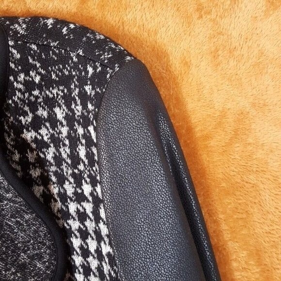 KAREN KANE Jacket Womens Medium Black Houndstooth Knit Moto Zip Textured Sleeve - Picture 3 of 8